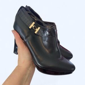 Elegant Black faux Leather High Heel Ankle Boots East 5th Zipper back 8.5